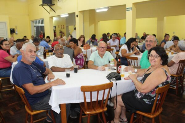 Sindimetal realiza 17º Encontro em homenagem aos aposentados